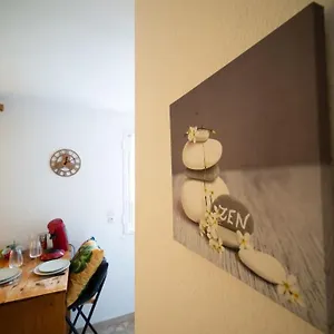 Fully Equipped Ideal For 2 People Appartement