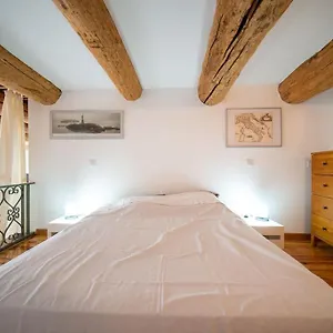 Air-conditioned Loft In The Heart Of The Old Port Appartement