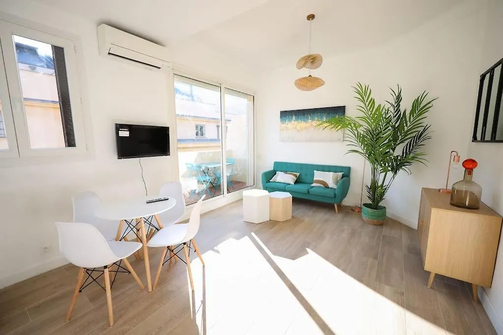 Cosy Pied A Terre Rue Corneille, Coeur Marseille, 4 Pers, 2 Ch Apartment France